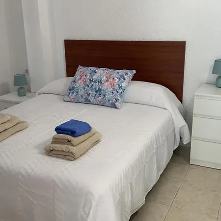 Apartamento En Edificio Villaflor San Eugenio Bajo Vistas Al Mar *